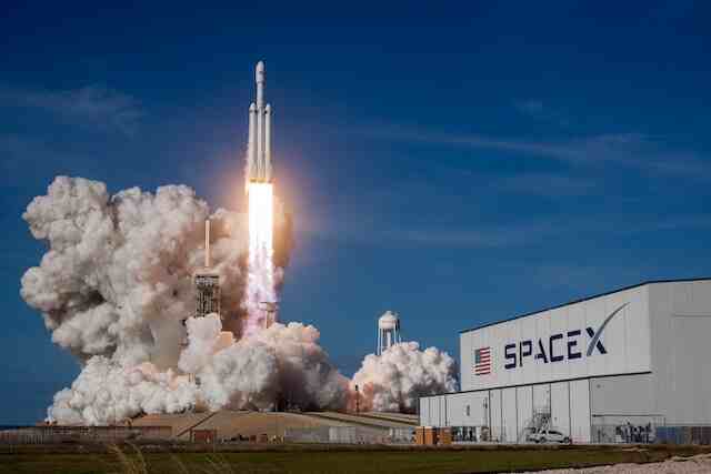 SpaceX: Pushing Limits in Space Investigation